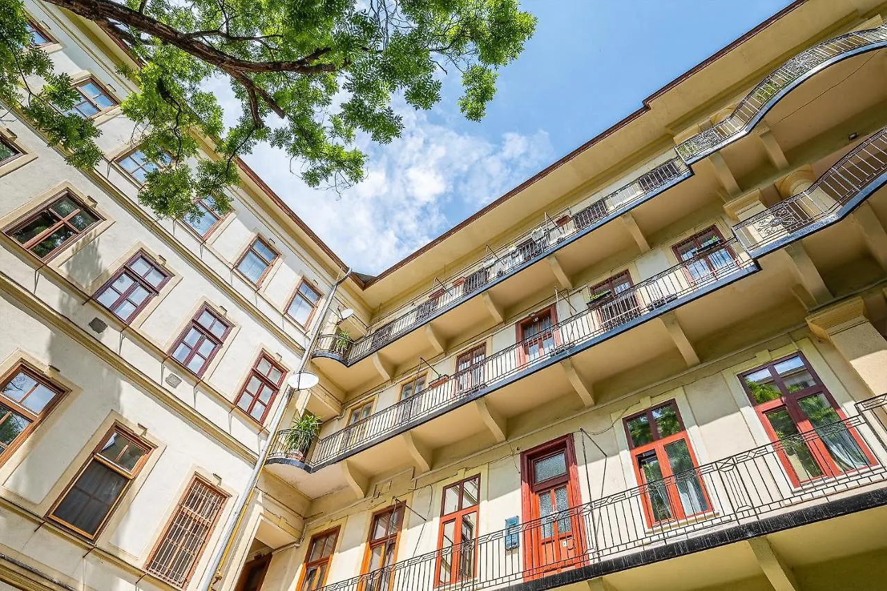 Liszt Designer 2Bedroom Center Apartment Budapest