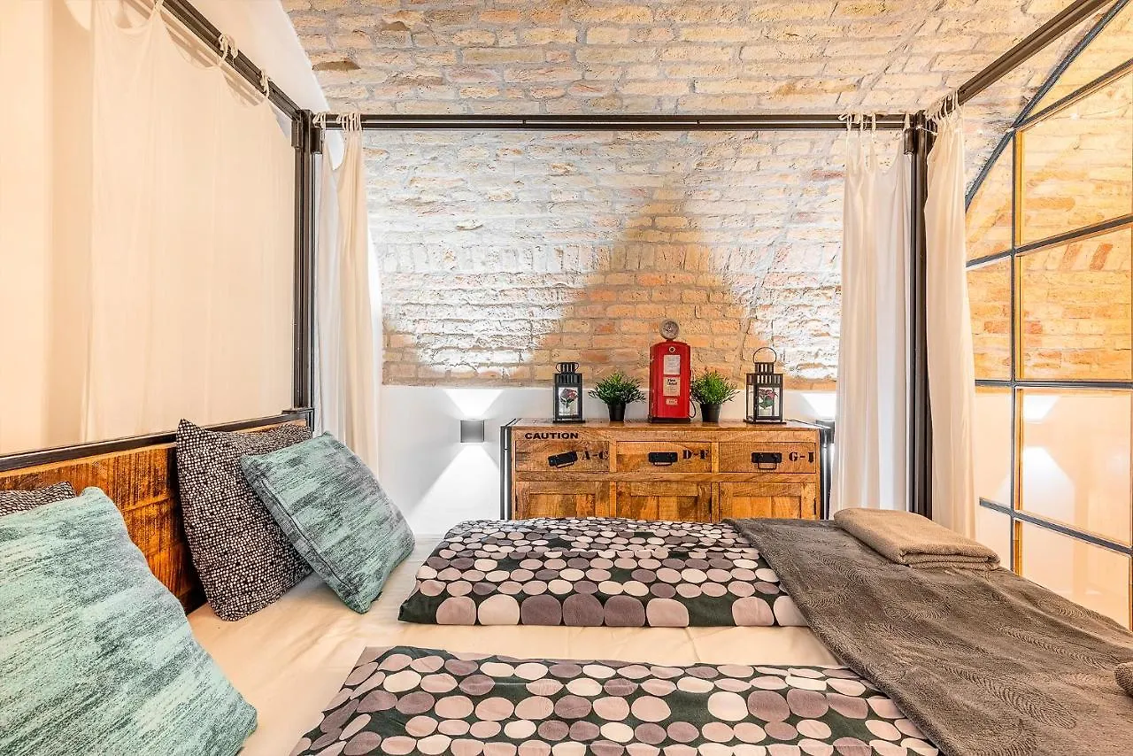 Liszt Designer 2Bedroom Center Apartment Budapest